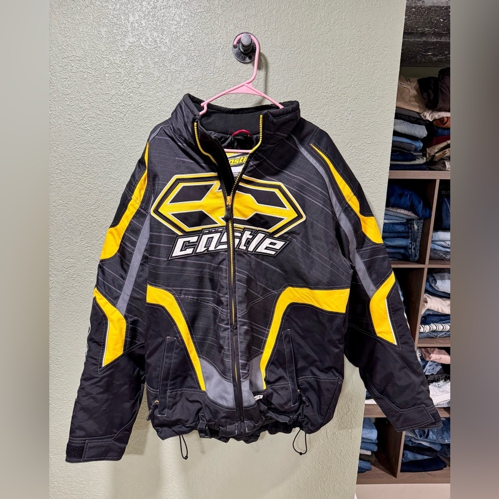 Castle Men's Black and Yellow Jacket Size XXL